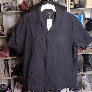 Men's Black Embroidered Short Sleeve Shirt